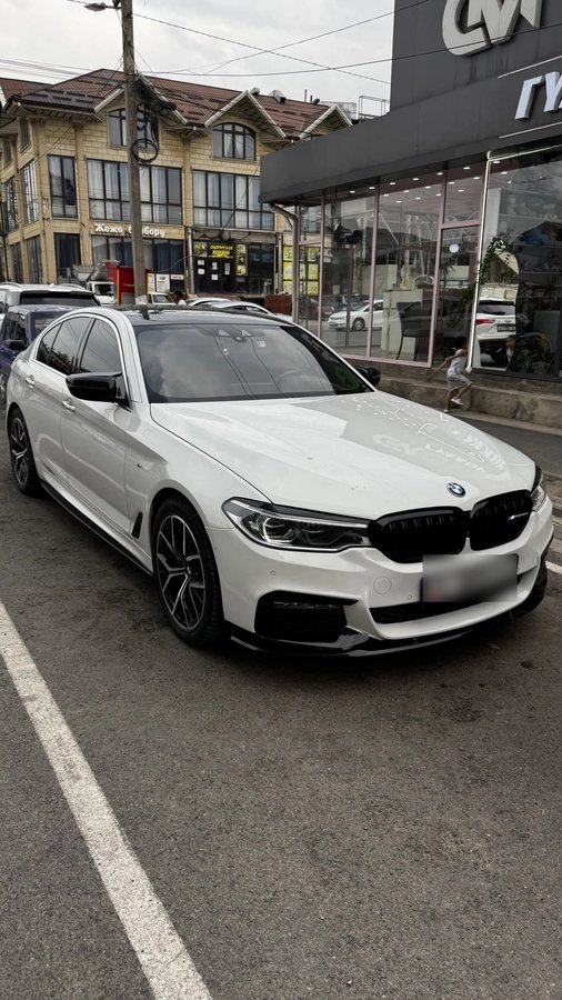 BMW 5 серии VII (G30/G31) 2018 — фото 1 из 5