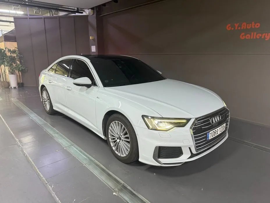 Audi A6 2021 — фото 1 из 5