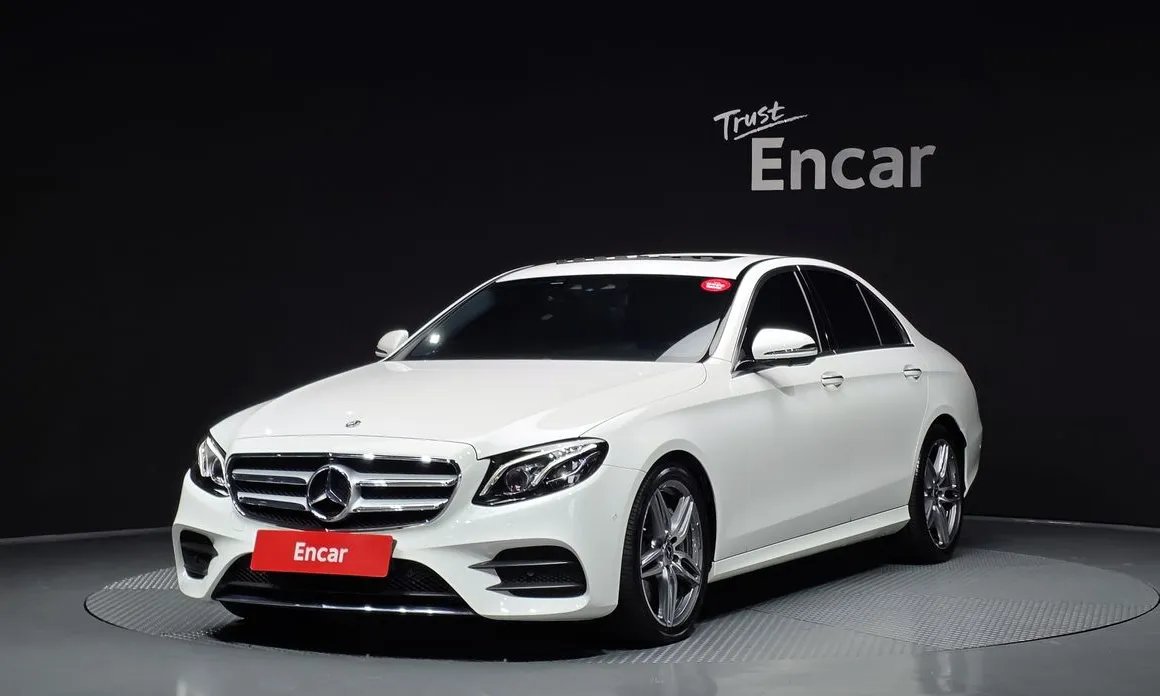 Mercedes-Benz E-Class 2019 — фото 1 из 32