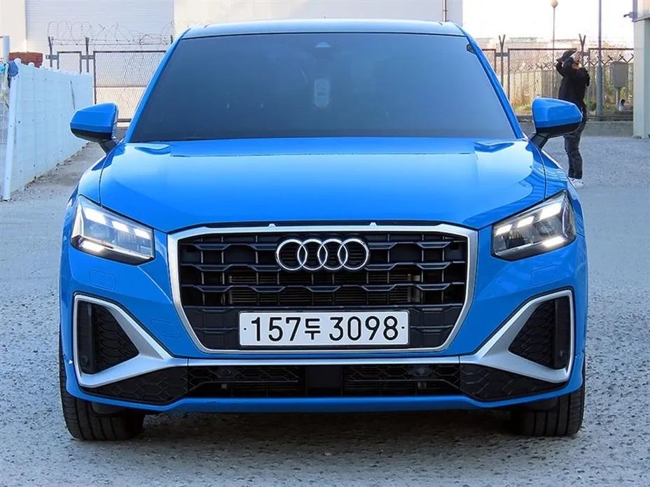 Audi Q2 2023 — фото 1 из 5