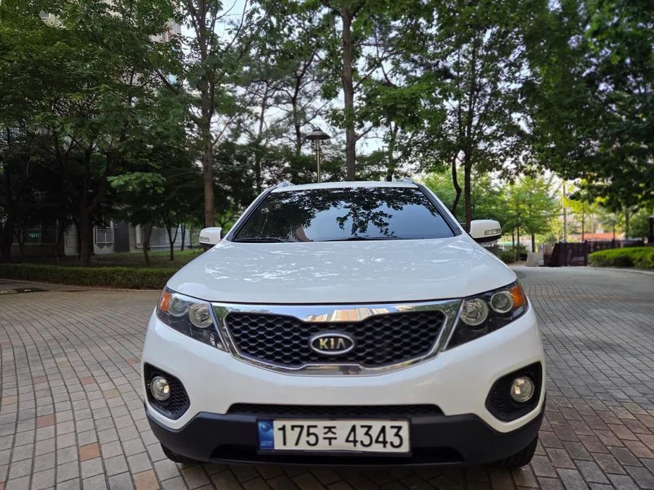 Kia Sorento 2012 — фото 1 из 5