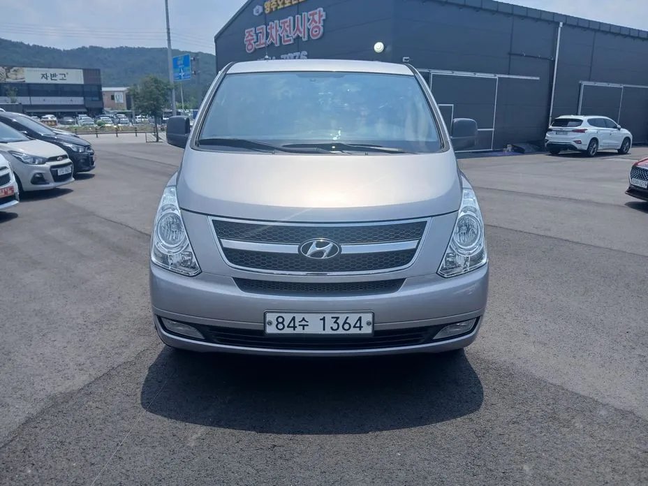 Hyundai Starex 2016 — фото 1 из 5