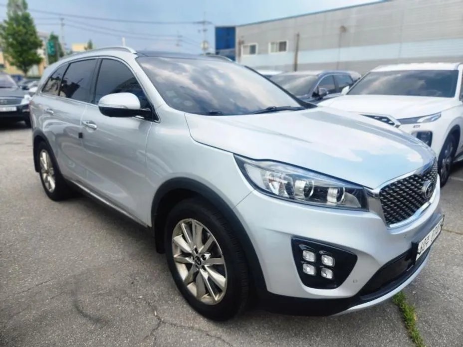 Kia Sorento 2016 — фото 1 из 5