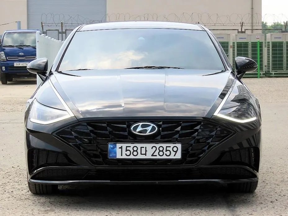 Hyundai Sonata 2023 — фото 1 из 5