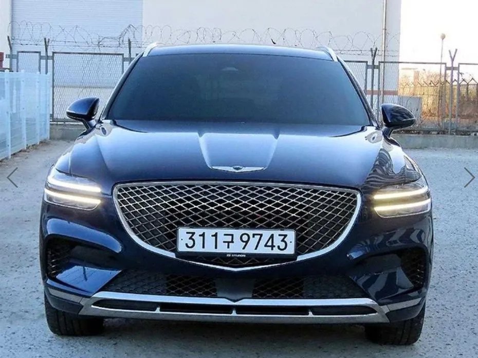 Genesis GV70 2022 — фото 1 из 5