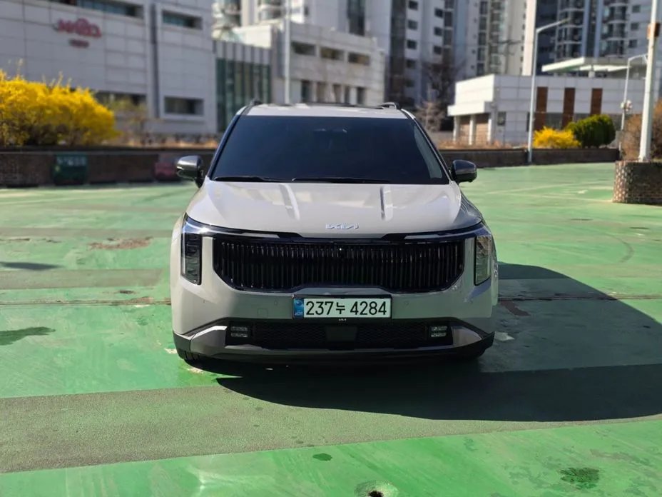 Kia Carnival 2025 — фото 1 из 5