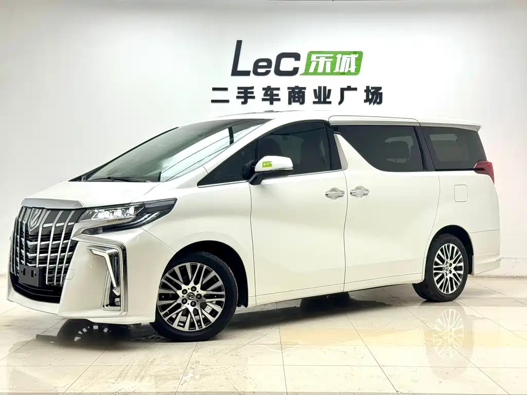 Toyota Alphard 2015 — фото 1 из 20