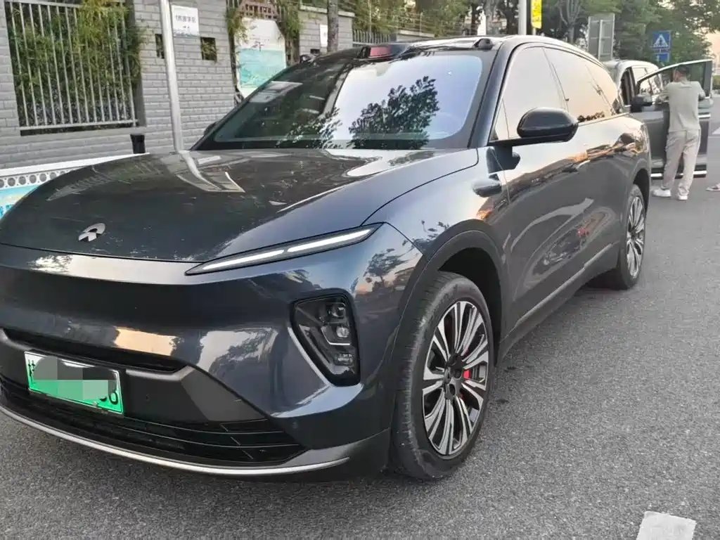 NIO ES8 2023 — фото 1 из 5