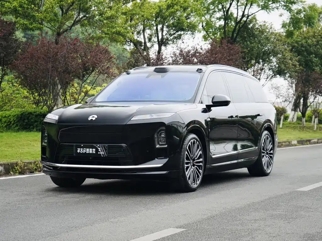 NIO ES8 2025 — фото 1 из 5