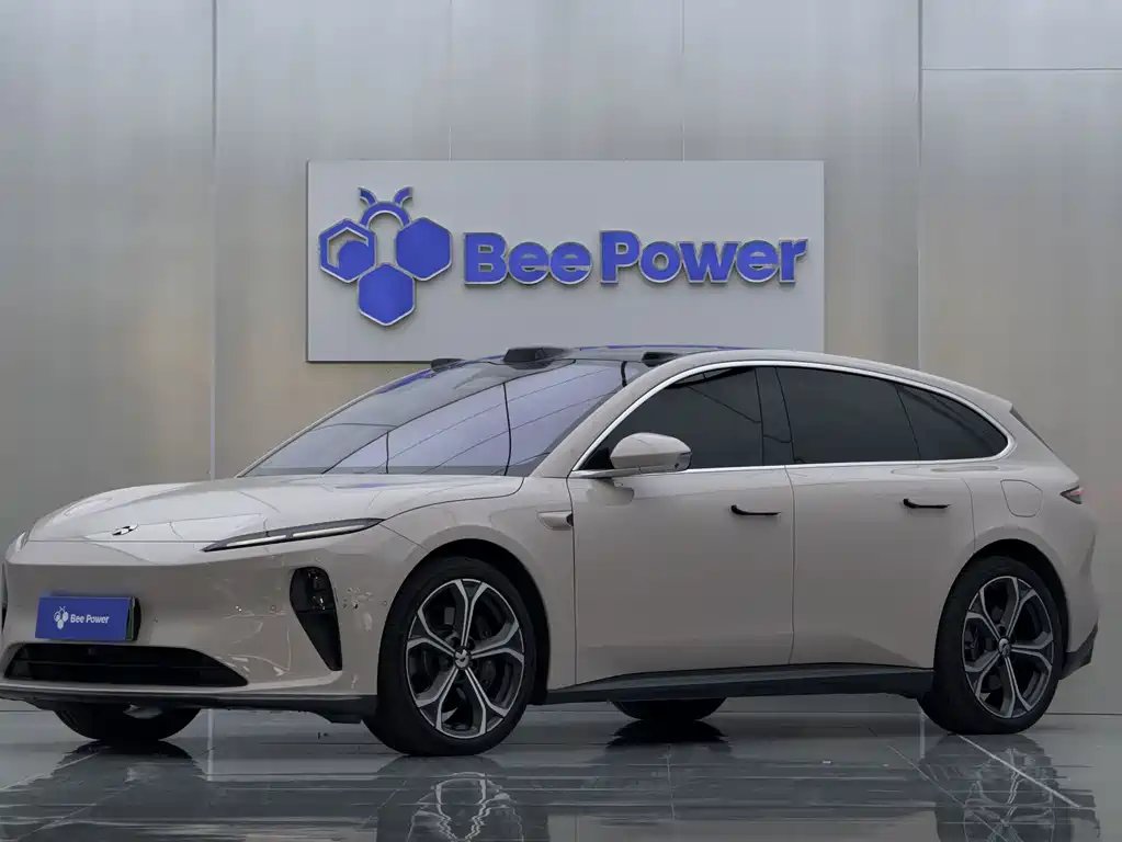 NIO ET5T 2024 — фото 1 из 5