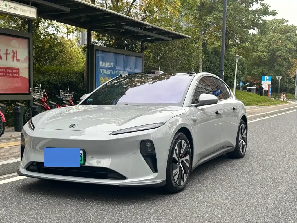 NIO ET5 2023