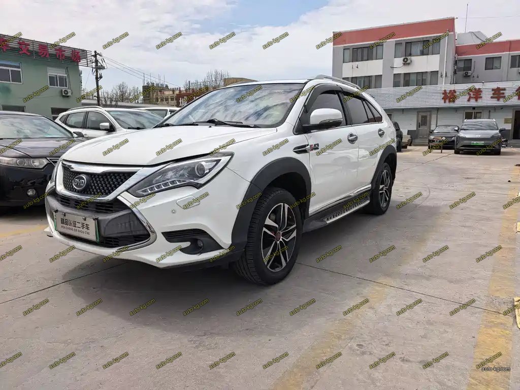 BYD Tang New Energy 2016