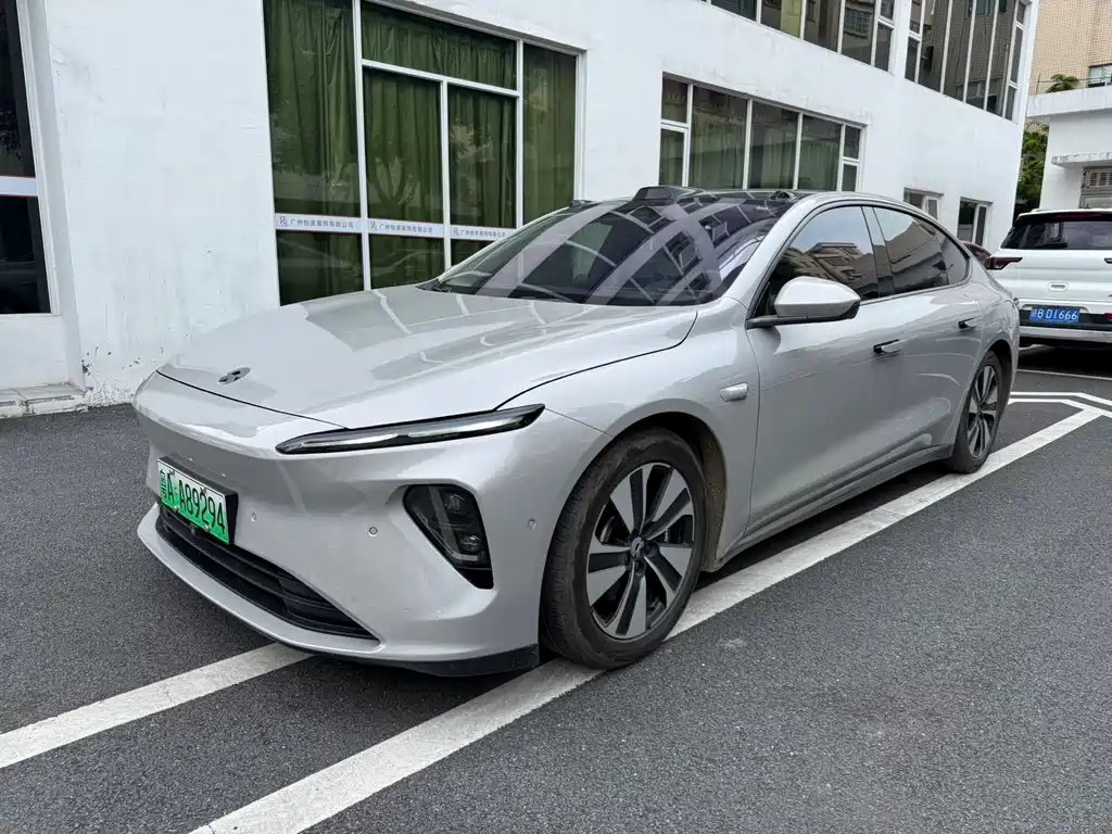 NIO ET7 2023
