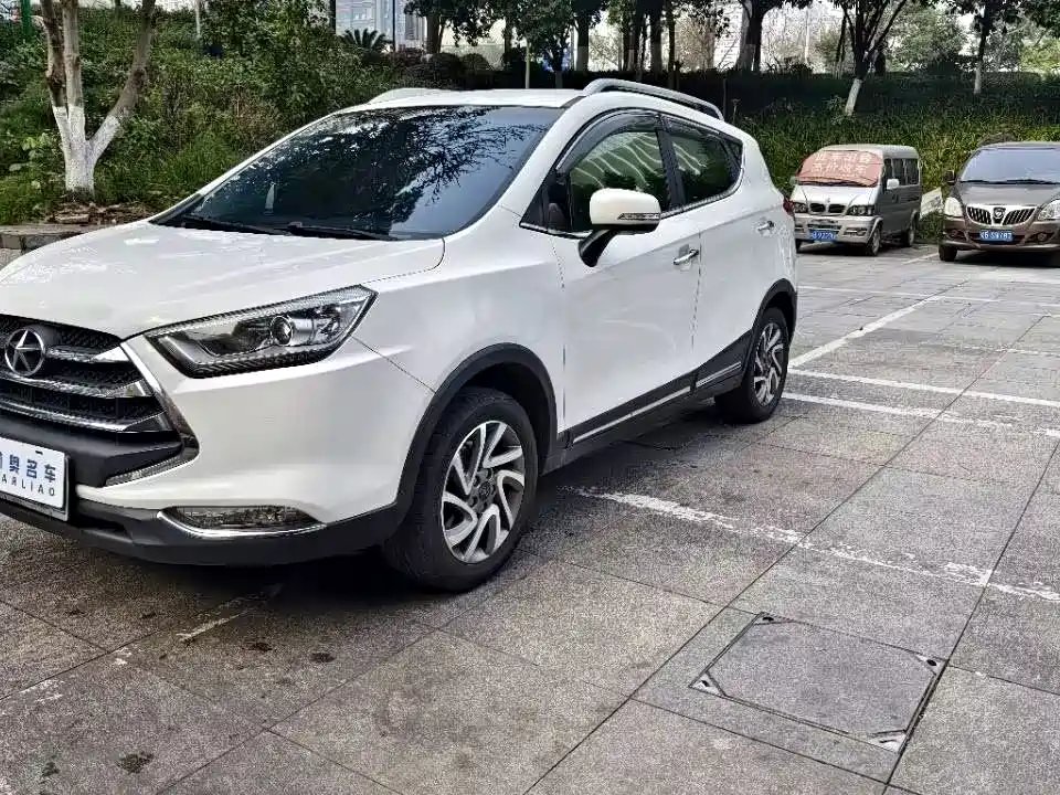 JAC Refine S3 2016