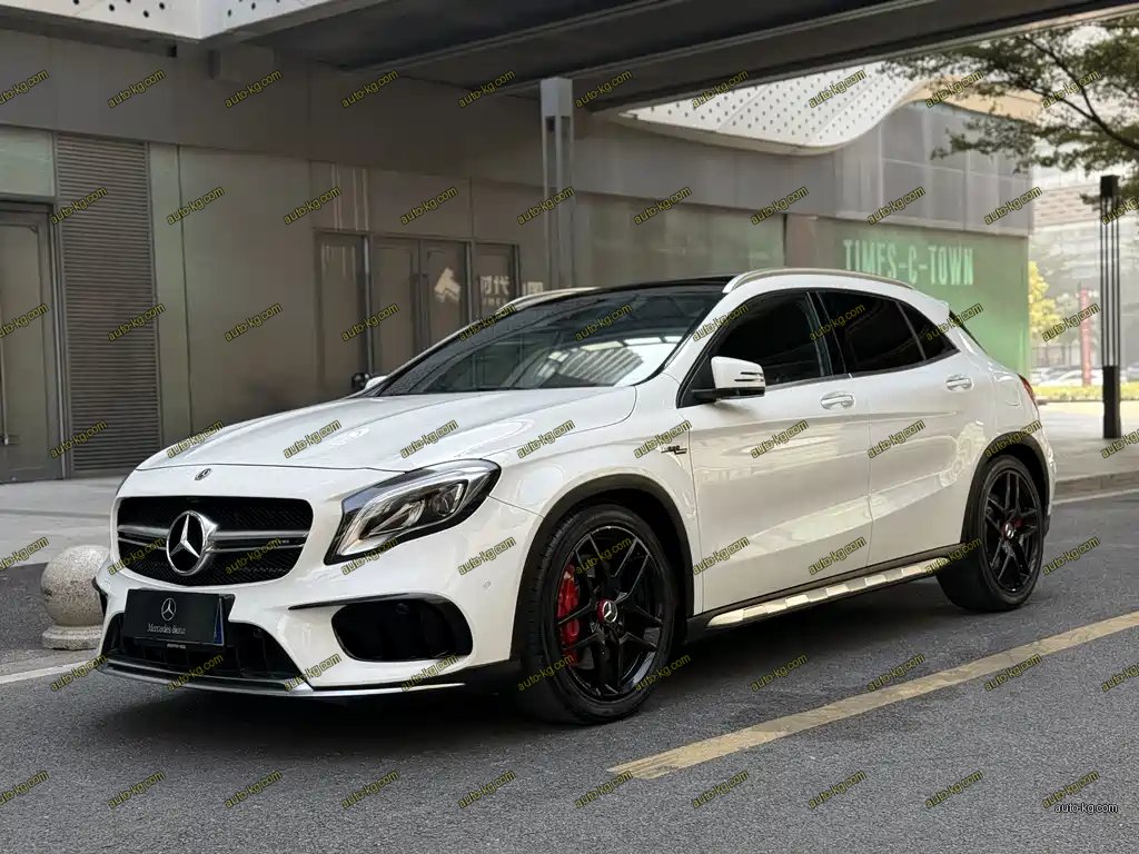 Mercedes-Benz GLA AMG 2019
