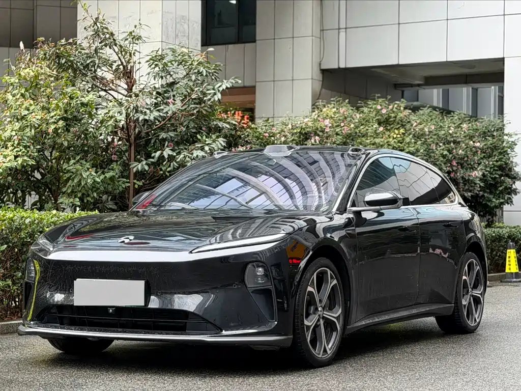 NIO ET5T 2024