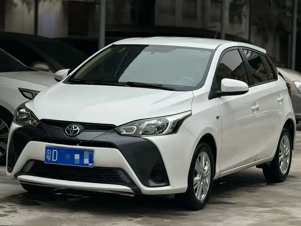 Toyota Yaris L 2017 — фото 1 из 5