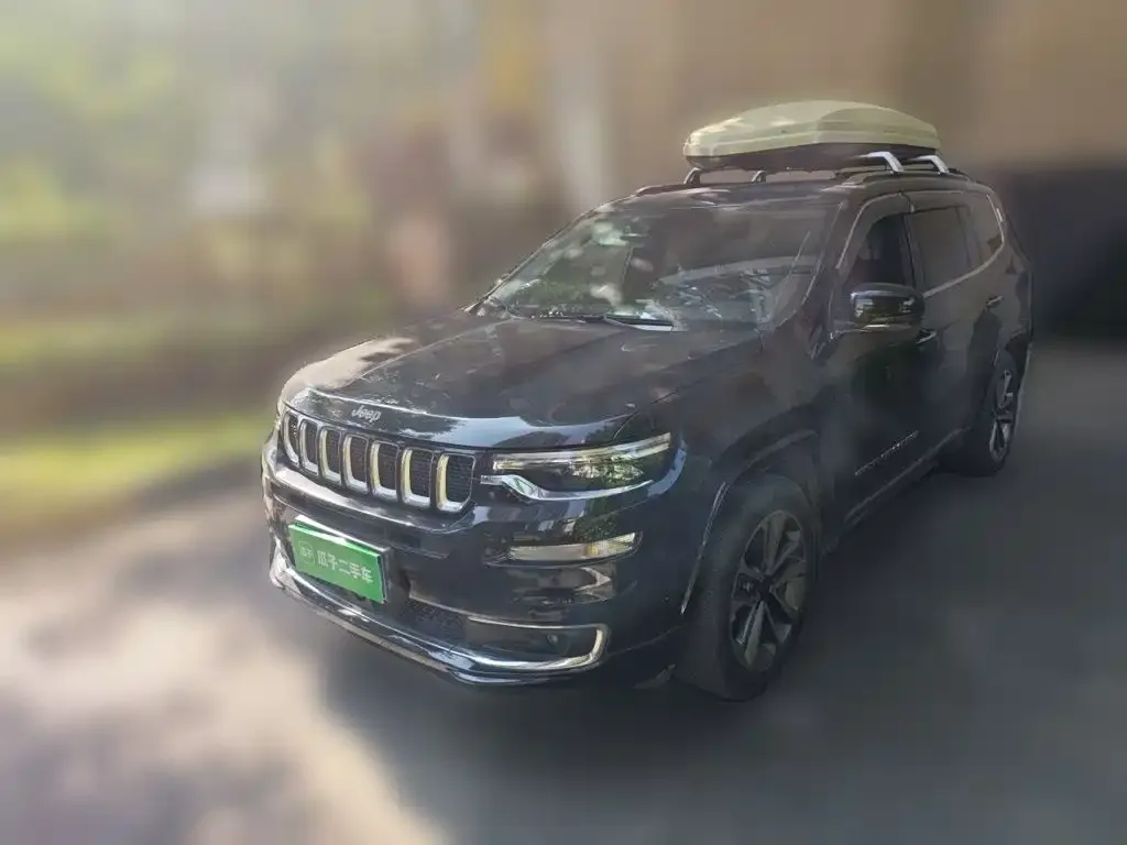 Jeep Grand Commander 2019 — фото 1 из 5