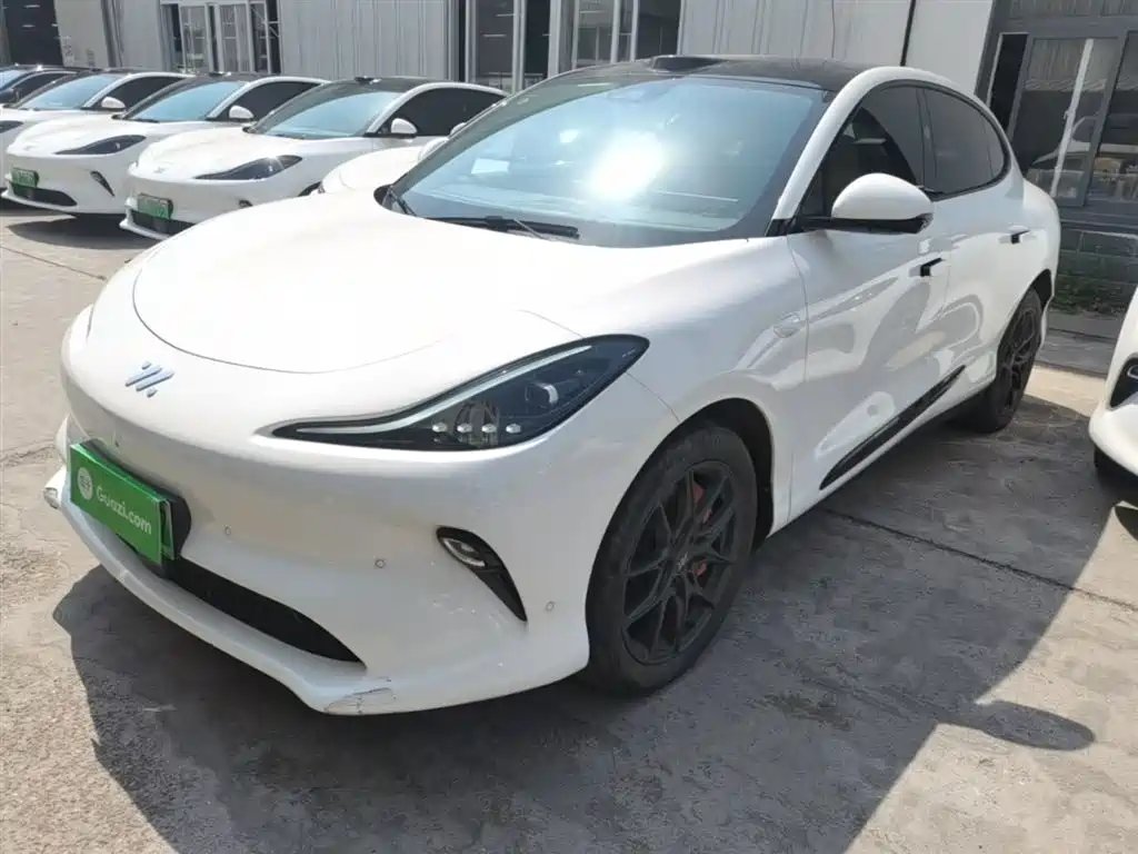 IM IM LS6 2025