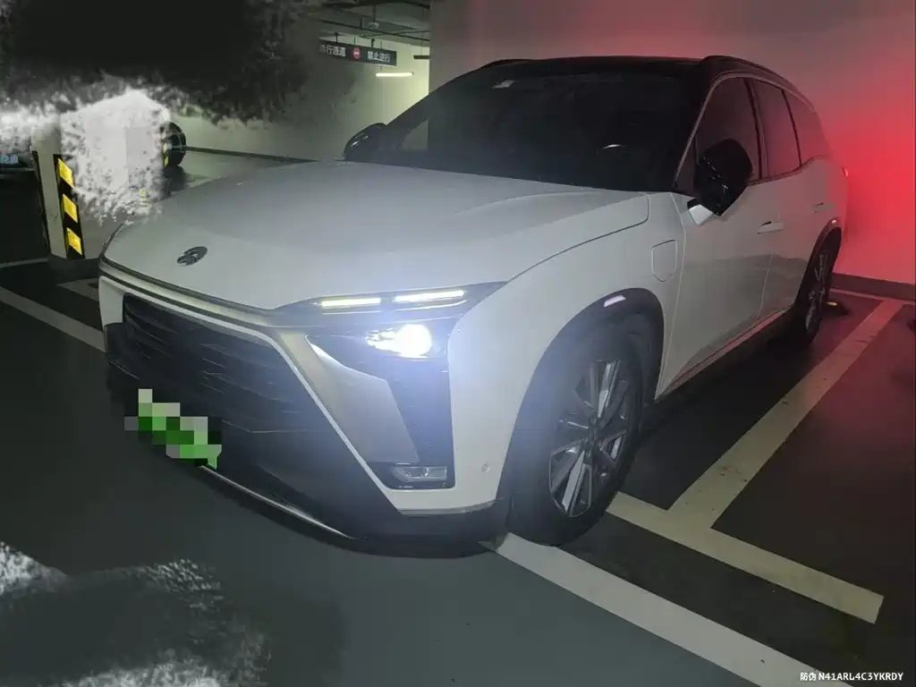 NIO ES8 2020 — фото 1 из 5