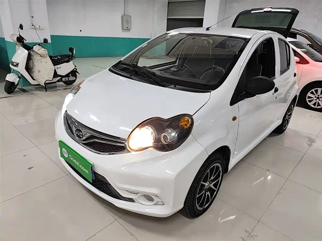 BYD F0 2018