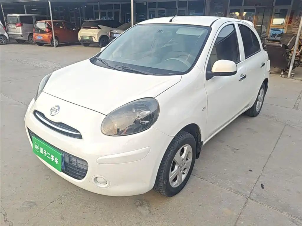 Nissan March 2014