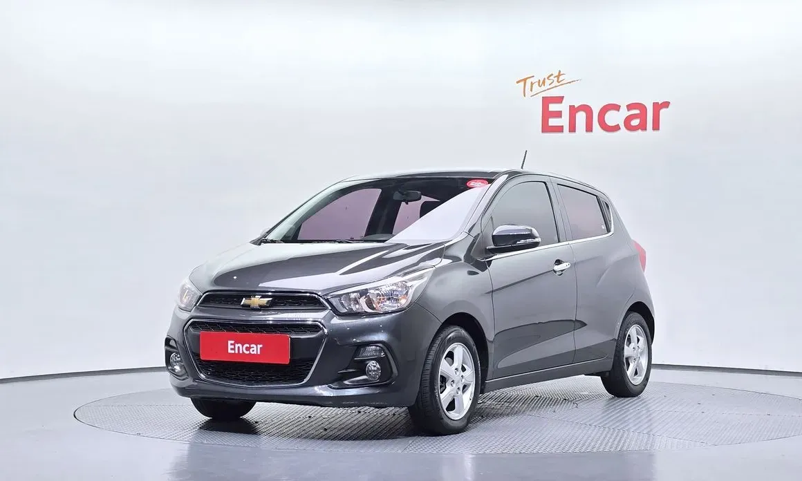Chevrolet Spark 2018 — фото 1 из 5