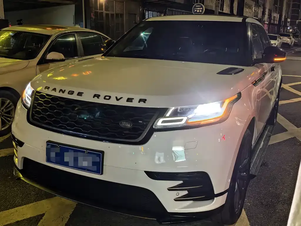 Land Rover Velar 2018 — фото 1 из 5