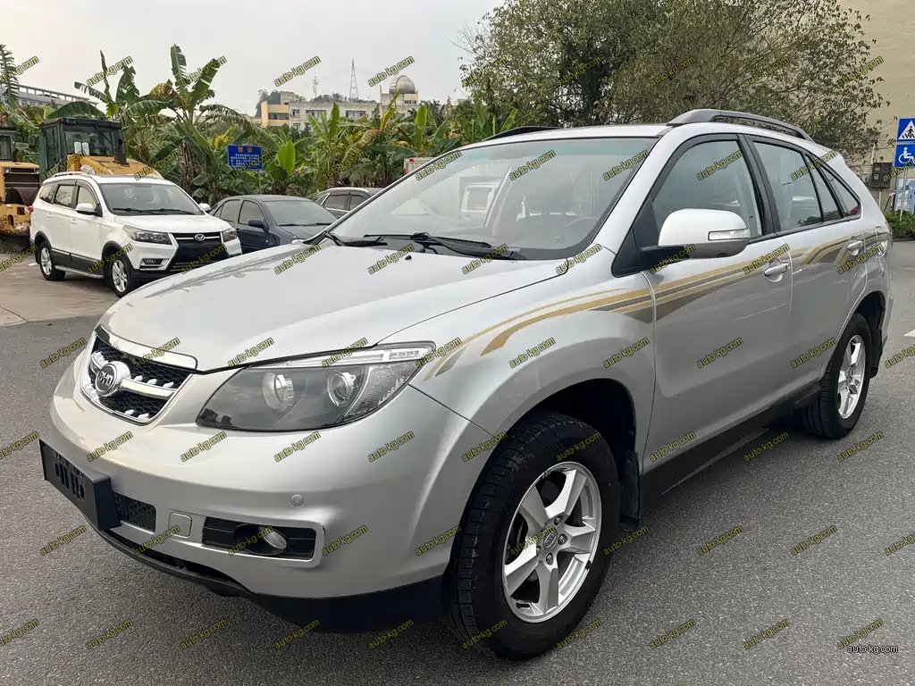 BYD S6 2014