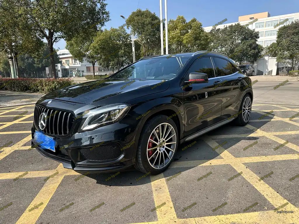 Mercedes-Benz GLA AMG 2015