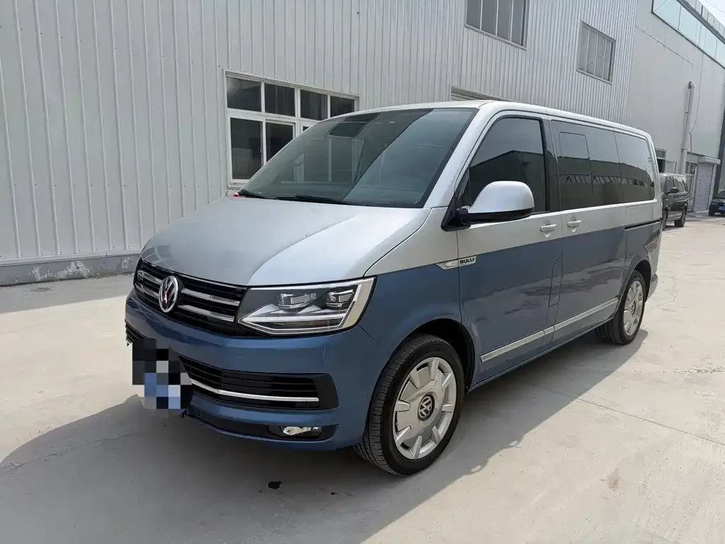 Volkswagen Multivan 2019 — фото 1 из 5