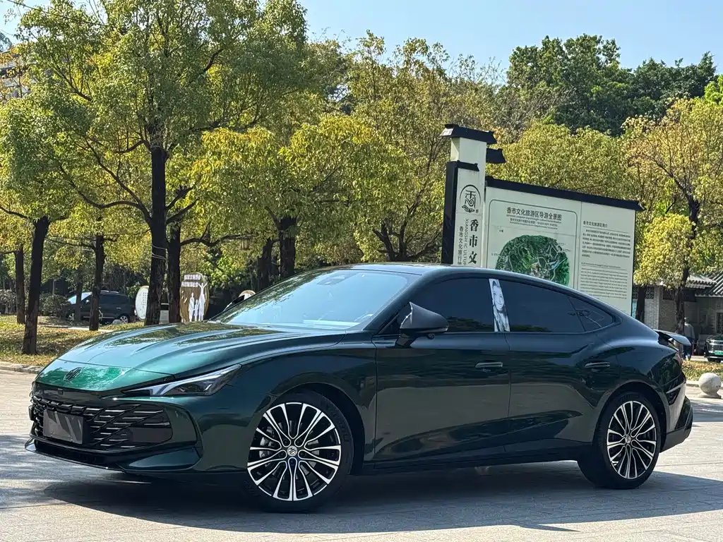 MG MG7 2023