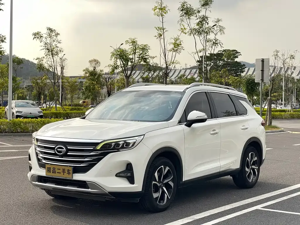 GAC Trumpchi GS5 2019 — фото 1 из 43