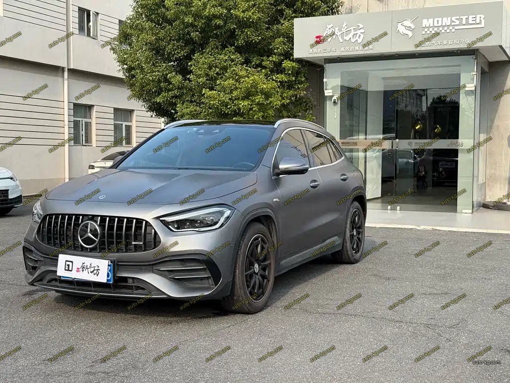 Mercedes-Benz GLA AMG 2023