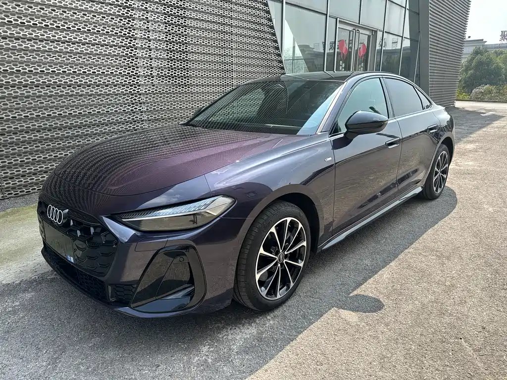 Audi AudiA5L 2025
