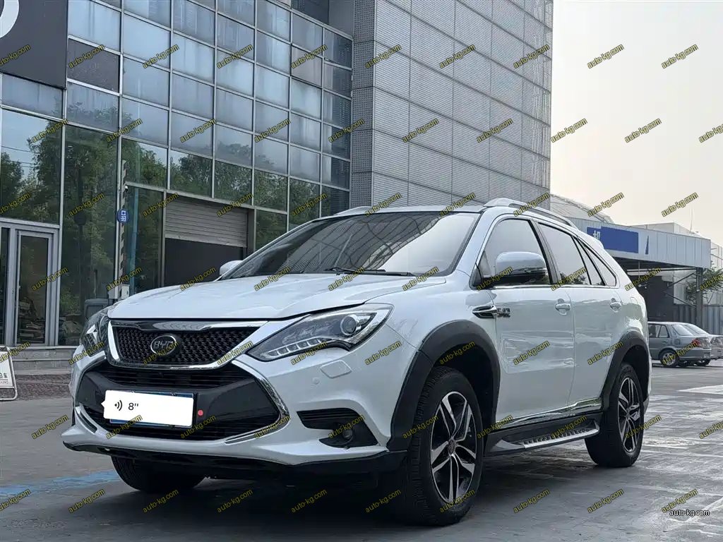 BYD Tang New Energy 2016