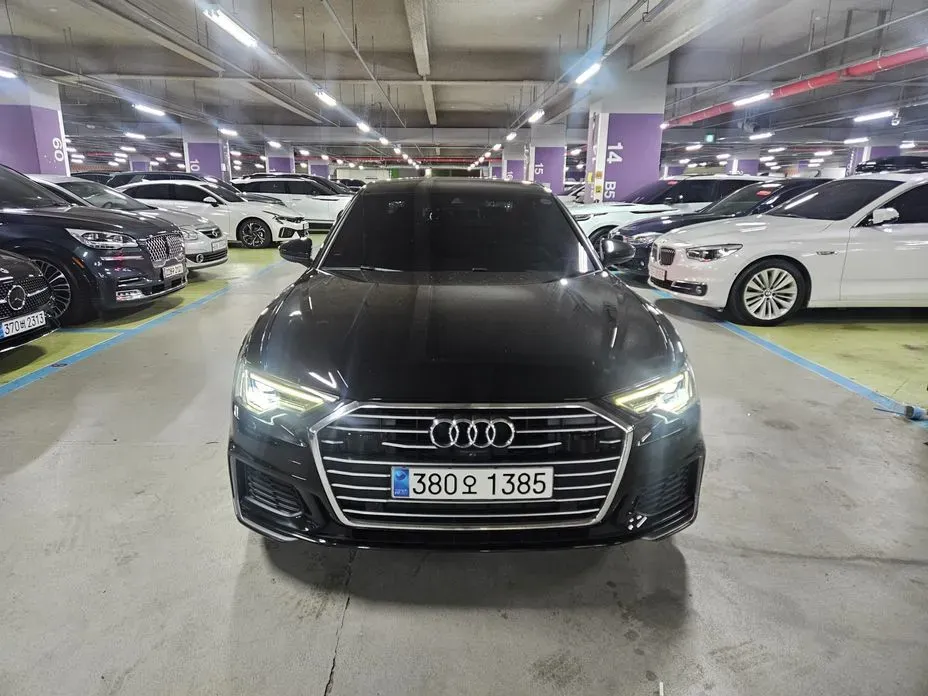 Audi A6 2020 — фото 1 из 20