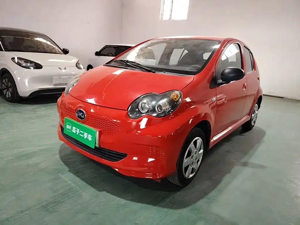 BYD e1 2019 — фото 1 из 25
