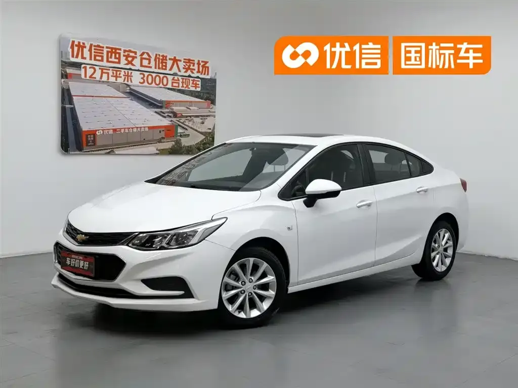 Chevrolet Cruze 2018 — фото 1 из 24