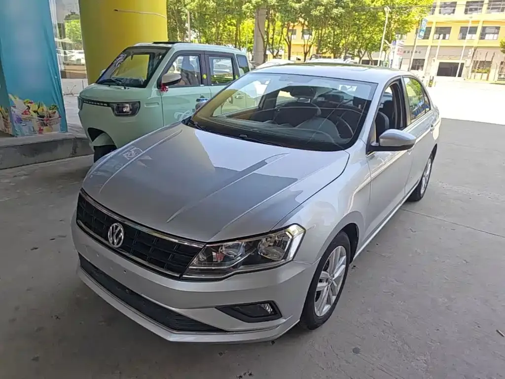 Volkswagen Jetta 2017 — фото 1 из 25