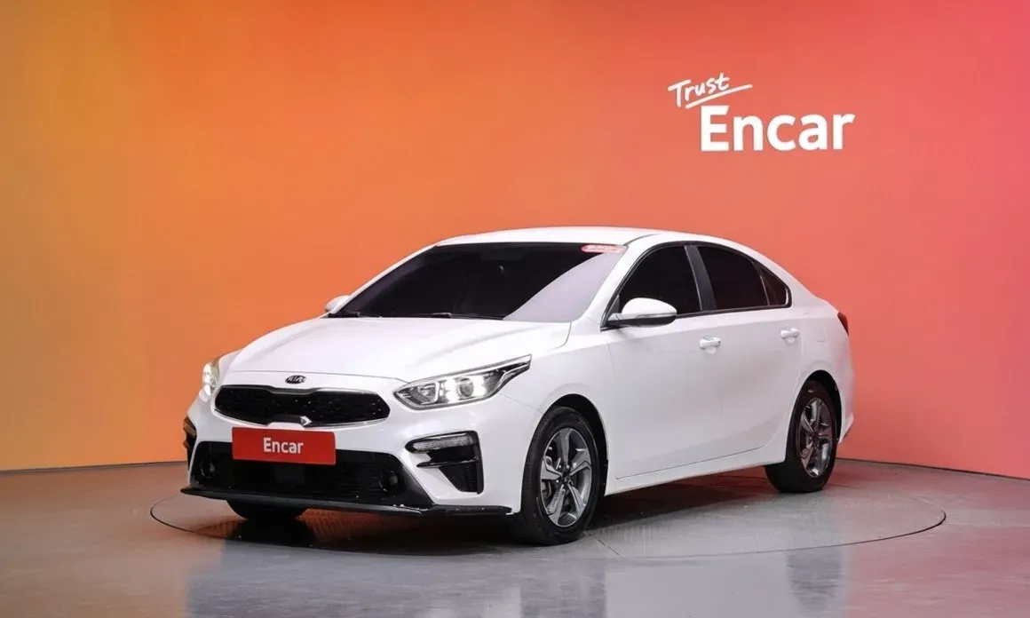 Kia K3 2019 — фото 1 из 32