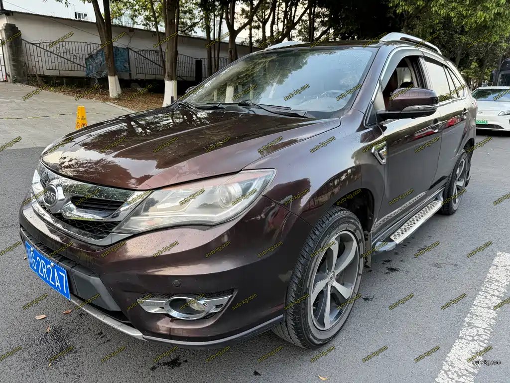 BYD S7 2015