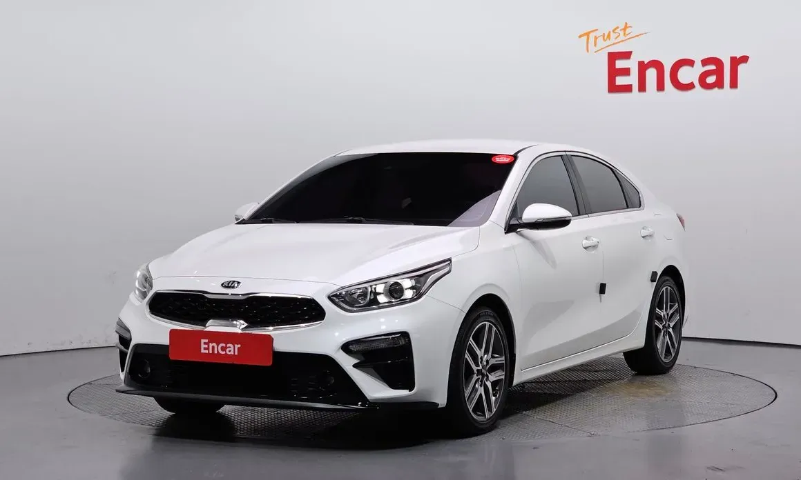 Kia K3 2020 — фото 1 из 30