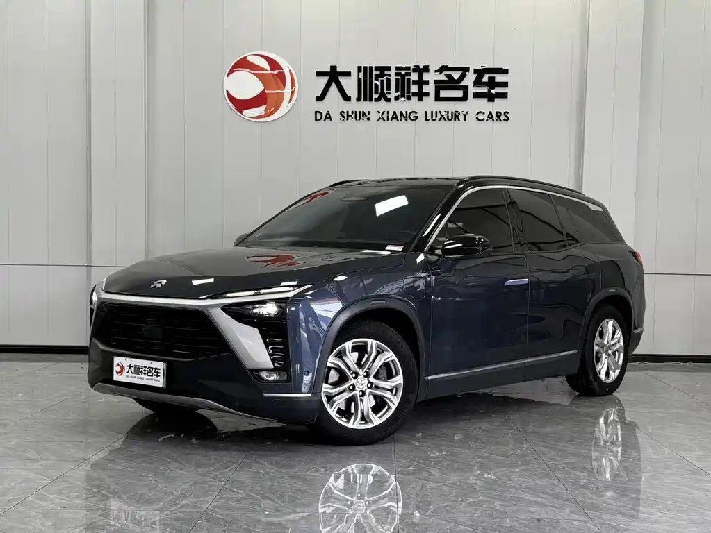 NIO ES8 2023