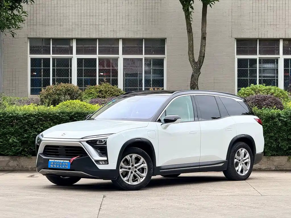 NIO ES8 2019