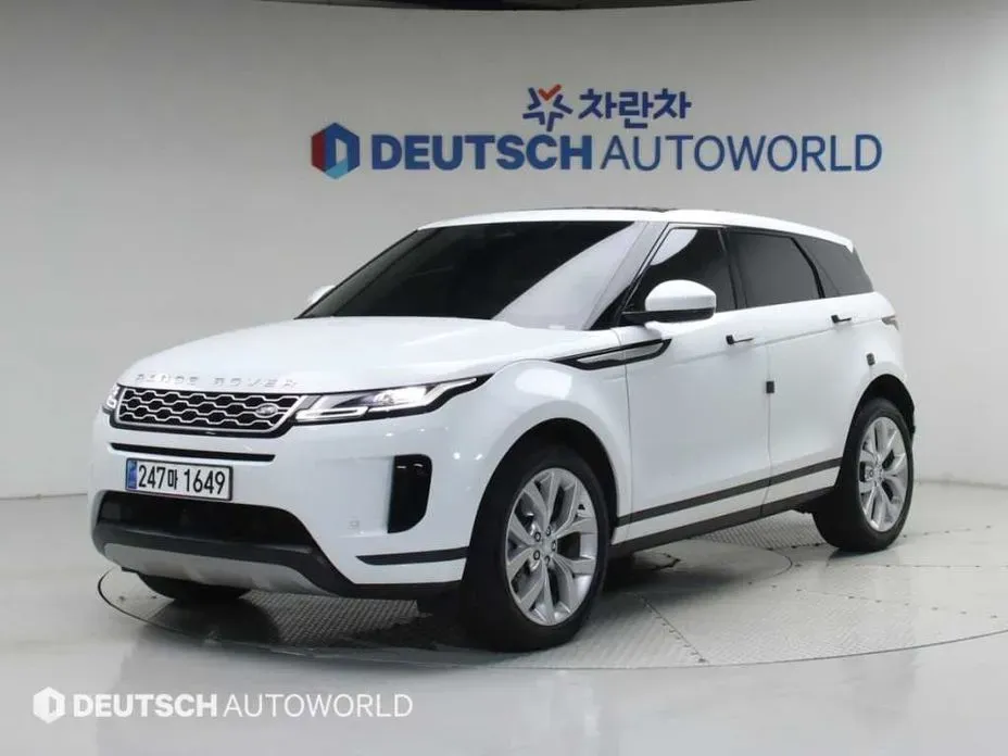 Land Rover Range Rover Evoque 2023 — фото 1 из 20