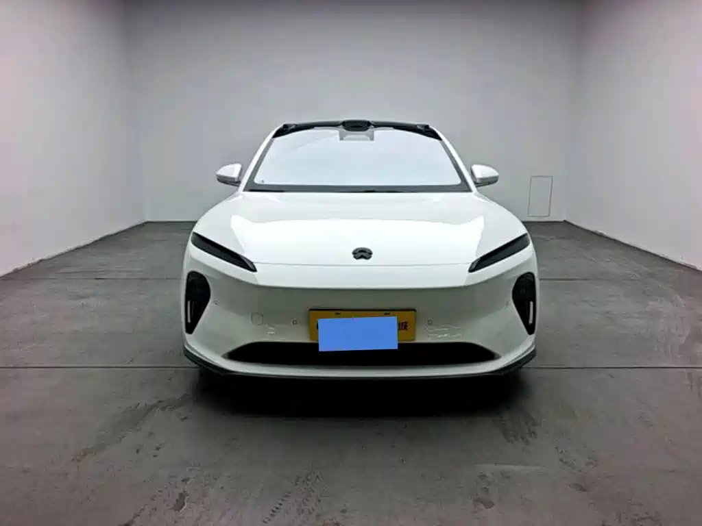 NIO ET5 2025