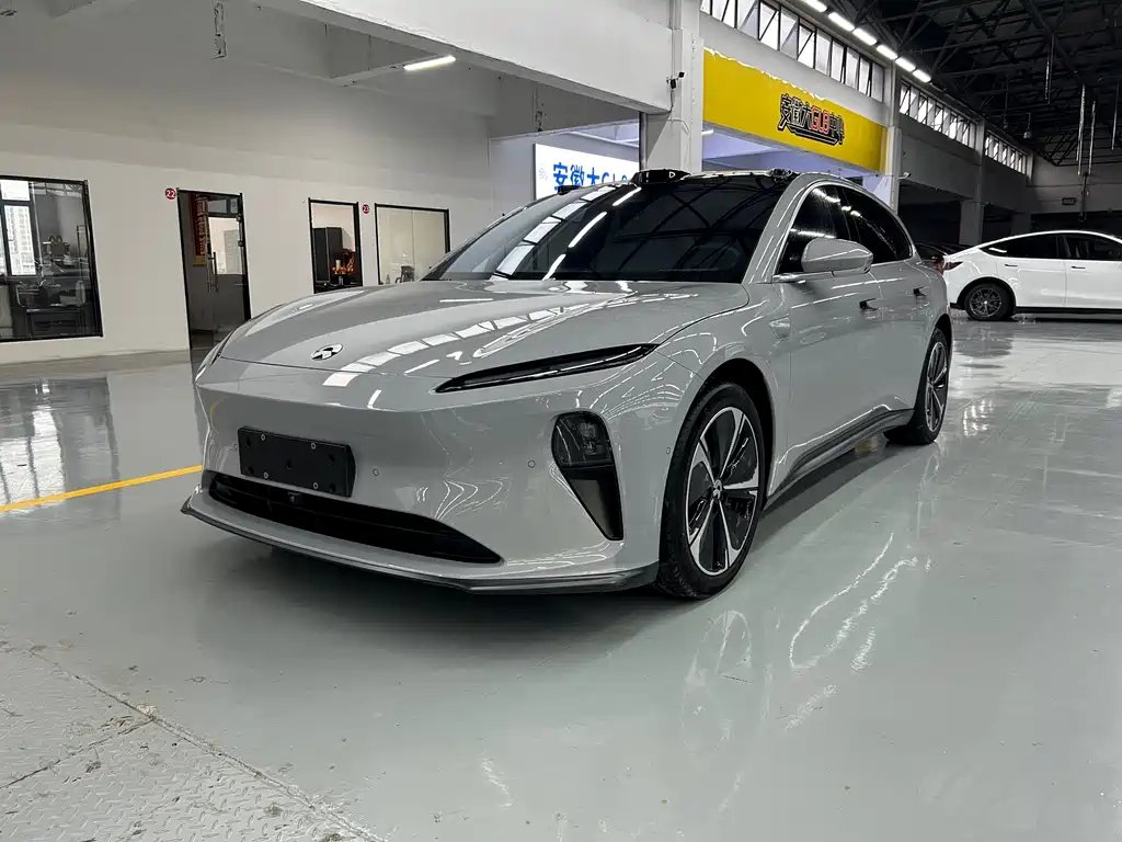 NIO ET5T 2024