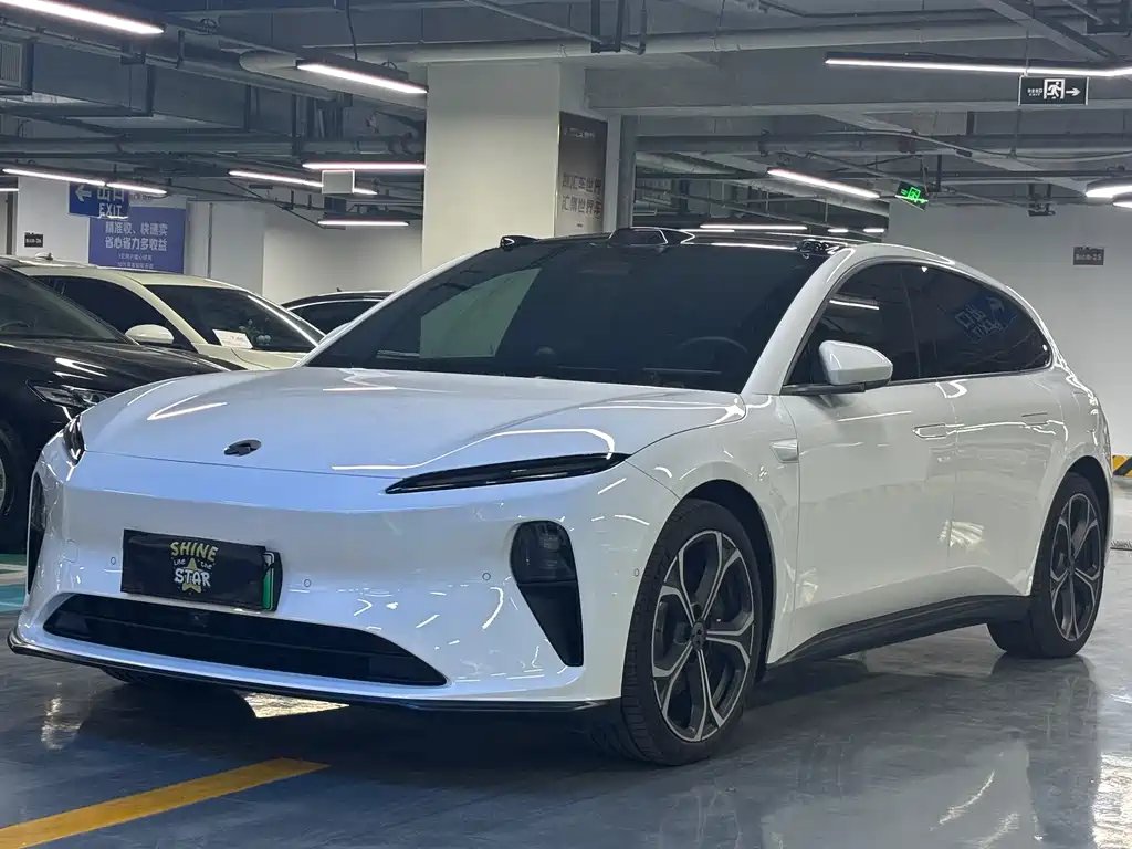 NIO ET5T 2024