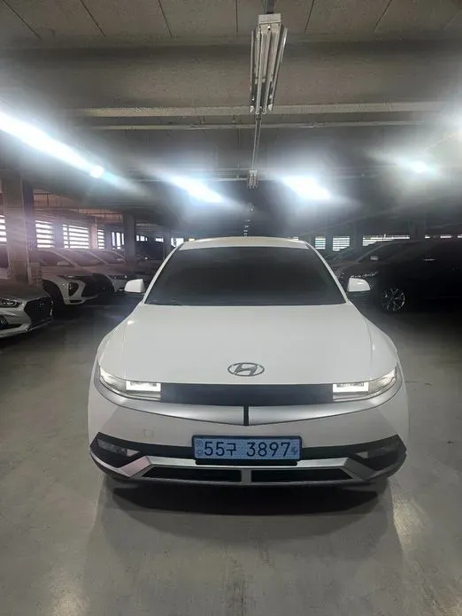 Hyundai Ioniq5 2023 — фото 1 из 15